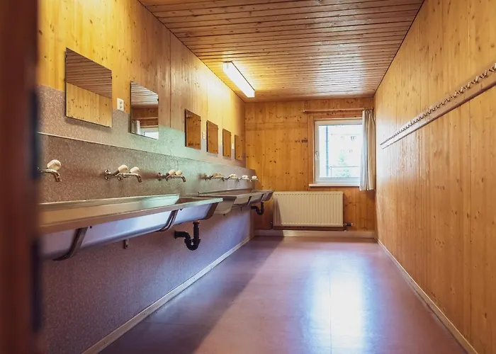 Rinerlodge By Mountain 山林小屋 *