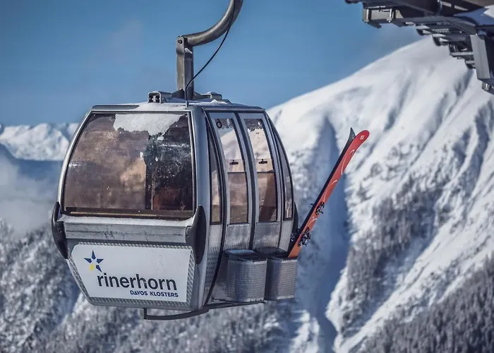 Rinerlodge By Mountain 山林小屋 *